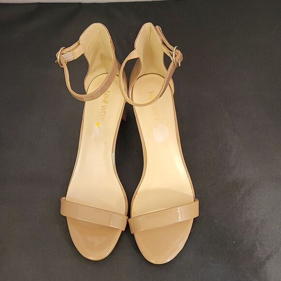 BRAND NEW NINE WEST LOW BLOCK-HEEL ADJUSTABLE BUCKLE WOMEN'S SANDAL - Picture 2 of 15